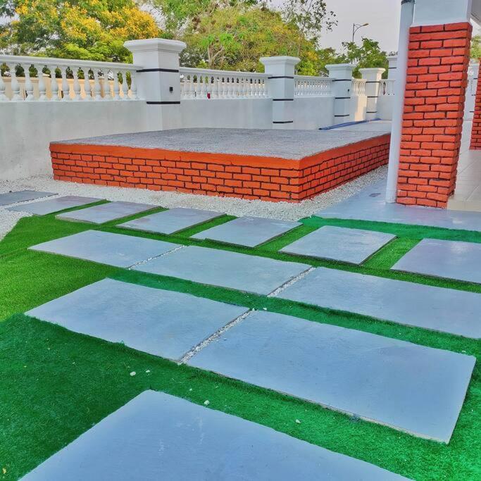 3 Storey Swimming Pool&projector House Setia Alam
